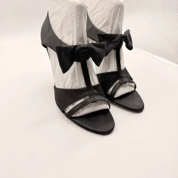 Stella McCartney Elegant Black Stiletto Heels with Bow Accent sz 9.5 - Picture 4 of 11